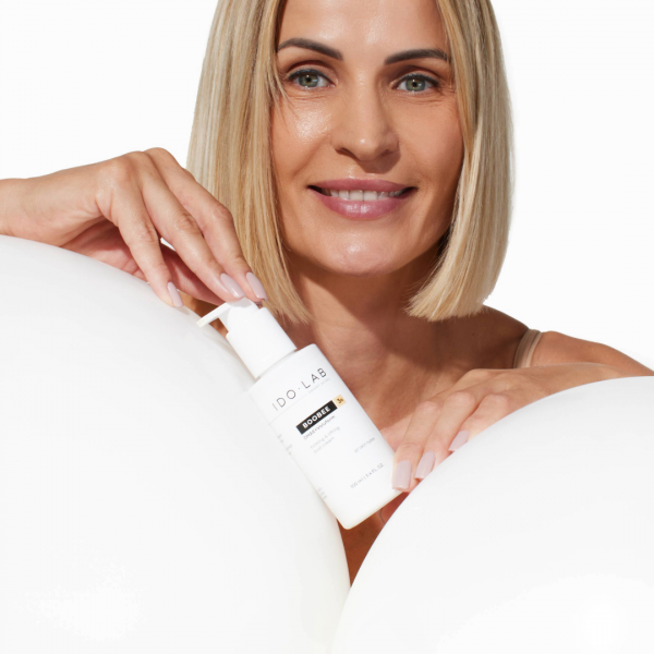 BOOBEE  firming and lifting bust cream